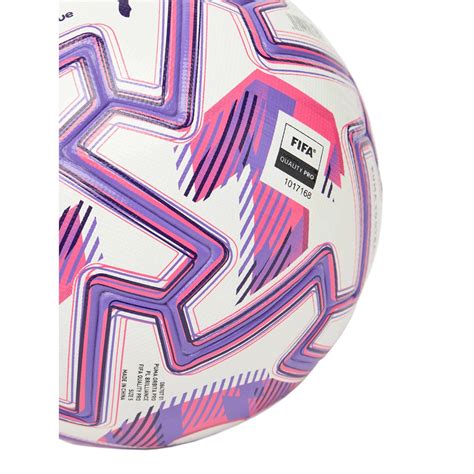 Puma futballlabda technológiai felépítése