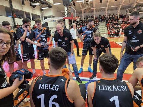 Az első NB I-es csapat a Körmendi csarnokban