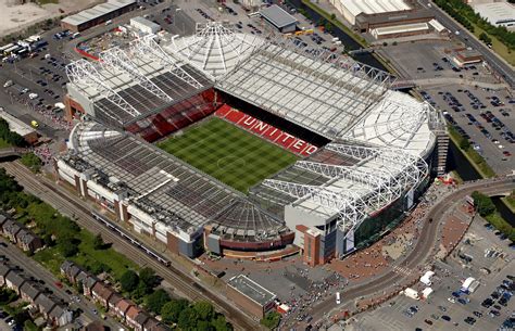 Old Trafford stadion kívülről