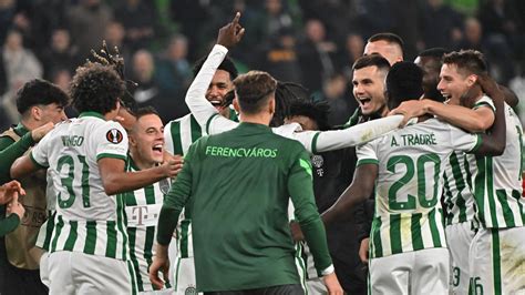 Ferencváros labdarúgócsapat öröme egy gólszerzés után