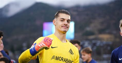 Futball statisztikák elemzésének vizualizációja