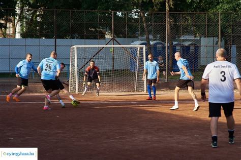 Kispályás foci mérkőzés