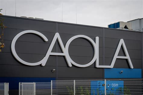 A Caola gyár épülete