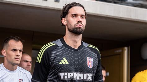 A Videoton FC kapusának, Kemenes Botondnak a portréja