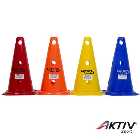 Pályarajz: Labdarúgó sprintek gyors irányváltásokkal bóják segítségével