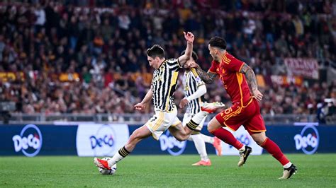 Juventus és AS Roma logók