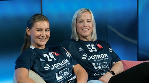 Amanda Kurtovic sérülés közben a pályán