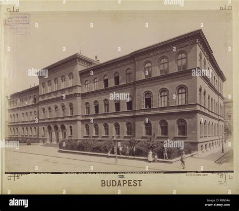 Markó utcai főgimnázium tornatermének régi képe