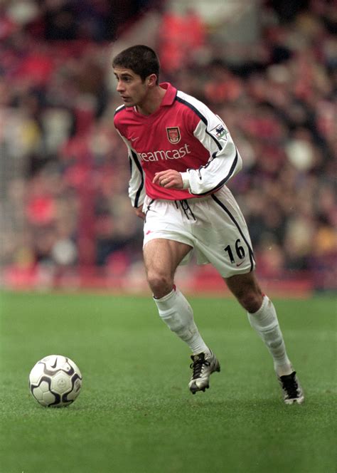 Sylvinho, az Arsenal első brazil labdarúgója