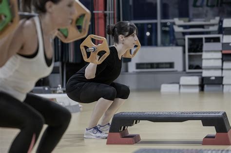 Funkcionális fitnesz versenyzők edzés közben