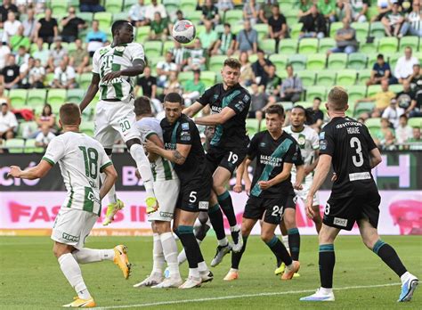 Kemény küzdelem a pályán a Haladás és a Ferencváros között