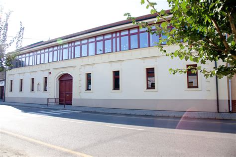 Szőnyi iskola sportpályái
