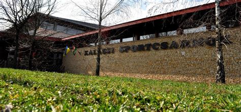 Budakalász sportcsarnok