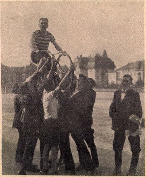 Tömeg az 1890-es évek futballmérkőzésein