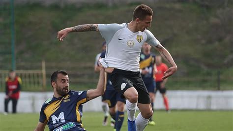 A bal szélső és bal szélső védő mozgásterülete