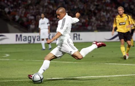 Roberto Carlos szabadrúgása Franciaország ellen