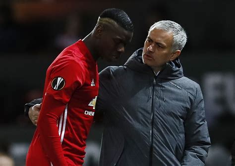 José Mourinho és Paul Pogba