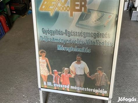 Önkormányzati hirdetőtábla Fehérgyarmaton