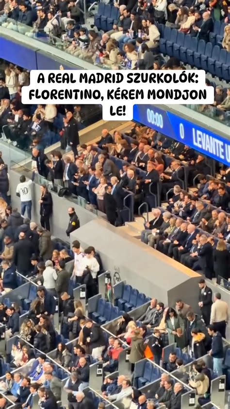 Real Madrid szurkolók a stadionon kívül, klublogós ruházatban