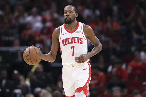 Kevin Durant jellegzetes dobó mozdulata