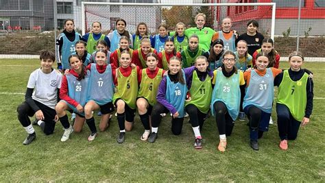 PMFC U14 leány labdarúgócsapat
