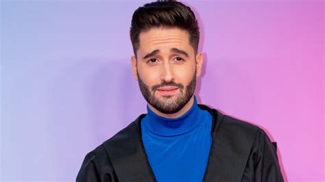 Király Viktor az első albumának megjelenése idején
