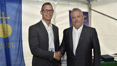 A sport közösségformáló erejét illusztráló kép