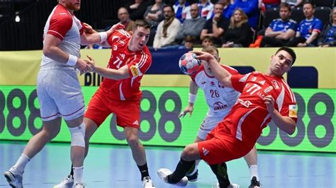 Szlovák és lengyel válogatott meccs előtti hangulat