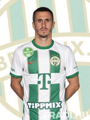 Aleksandar Pesic gólöröme egy mérkőzésen