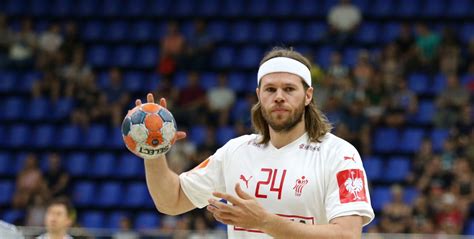 Mikkel Hansen irányítás közben a válogatottban