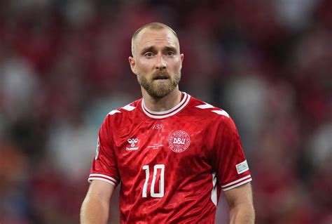 Christian Eriksen a kórházi ágyon