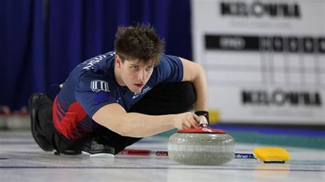 elektronikus fogantyúval ellátott curling kő működési elve