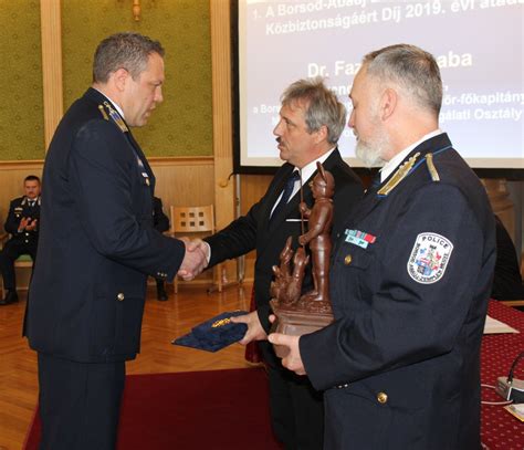 Dr. Fazekas Csaba díjátadó ünnepsége