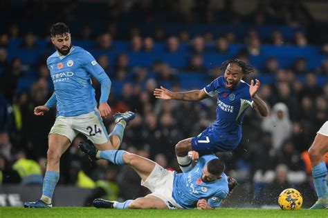 A Chelsea és a Manchester City játékosai a 4-4-es döntetlennel végződő mérkőzésen