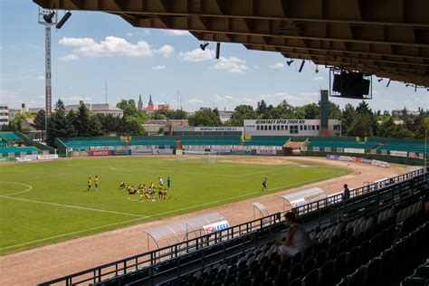 Rohonci úti stadion régi látképe