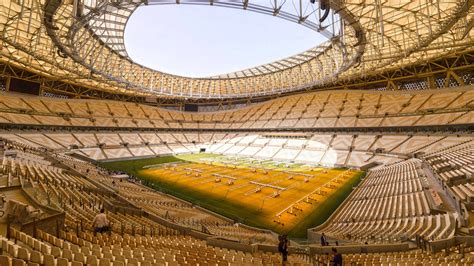 A Lusail Stadion belülről, tele szurkolókkal