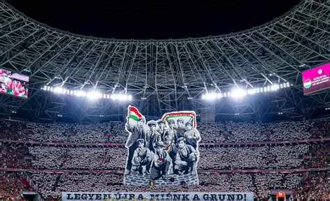 Carpathian Brigade szurkolói csoport a lelátón