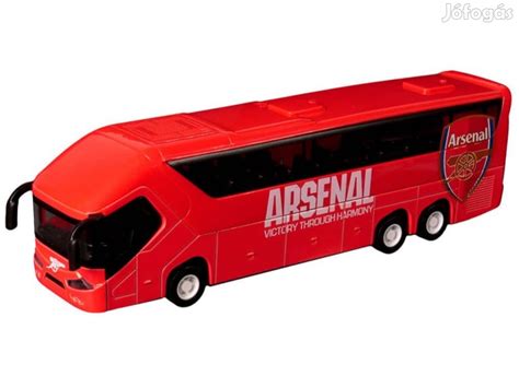 Arsenal logóval ellátott strandtörölköző