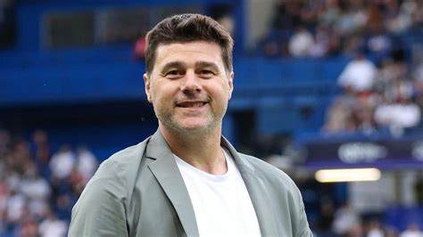 Mauricio Pochettino a pálya szélén irányítás közben