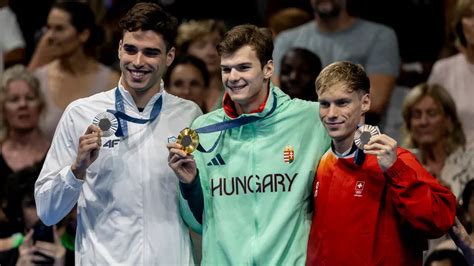 A dobogós Kós Hubert a győzelme után
