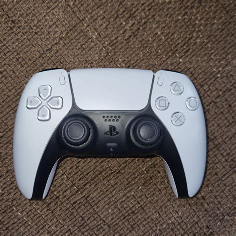 PS5 kontrollerek helyi multiplayerhez