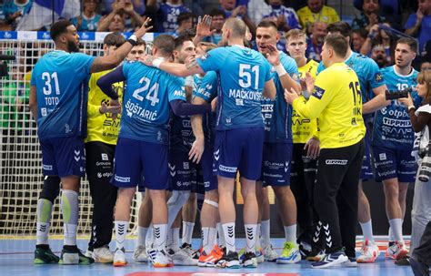 A Meshkov Brest játékosai győzelmet ünnepelnek a Pick Szeged ellen