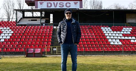 Sándor Tamás edzőként a DVSC akadémián