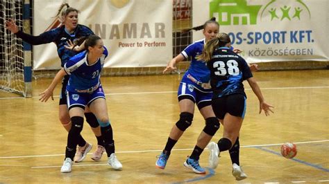 Kézilabdázók adatainak táblázata