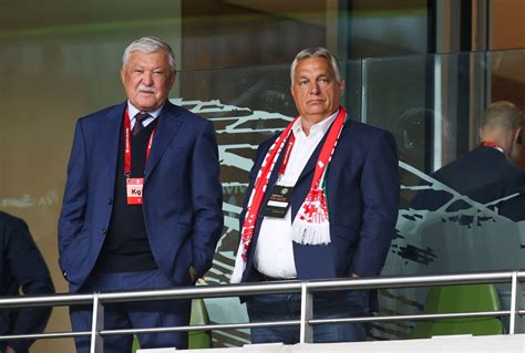 Orbán Viktor, Seszták Miklós és Csányi Sándor egy sporteseményen