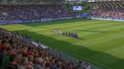 Telt házas stadion derbi mérkőzésen