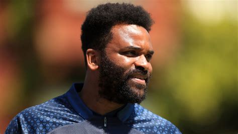 A FotMob felülete Darren Bent profiljával