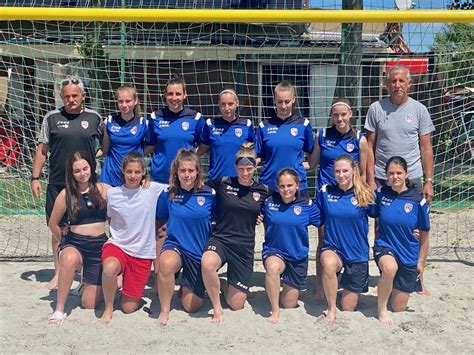 Strandlabdarúgás pálya homokkal