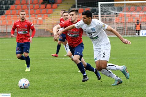 Labdarúgó mérkőzés a Soproni Textiles Klub stadionjában