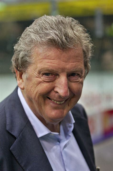 Roy Hodgson edző a pálya szélén